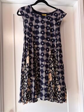 Maeve by Anthropologie Navy & Cream Patterned Swing Dress